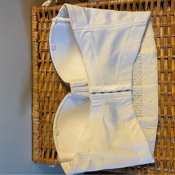 Full Rhinestone Corset - Picture 2 of 4